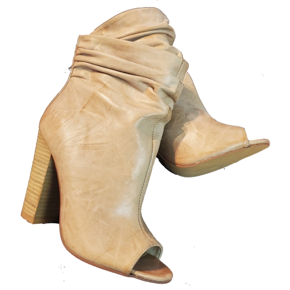 Chinese Laundry Shoes - Kristin Cavallari Chinese Laundry Peep Toe Booties